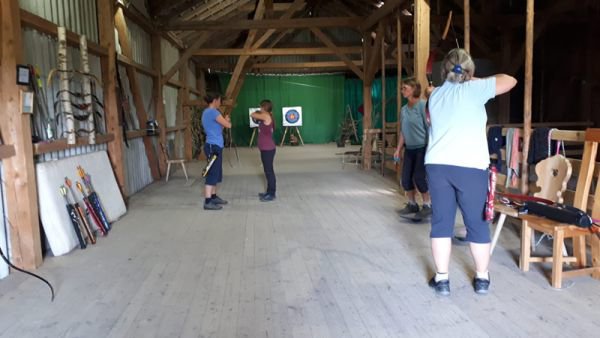 Berittenes Bogenschießen