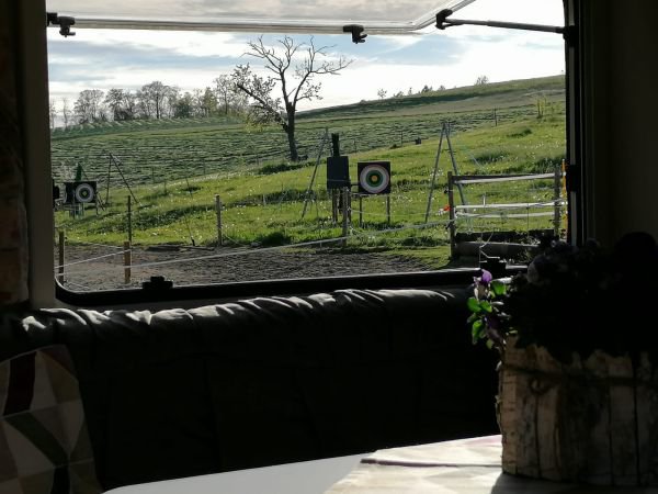 Übernachtung am Endorfhof mit Bogenschießanlage mit 3D Zielen, Zielscheiben (gegen Aufpreis) zur Verfügung